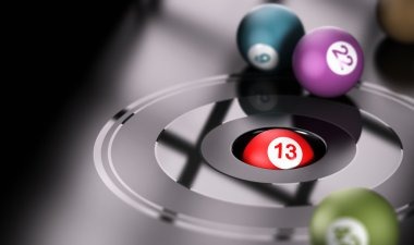 Adventures Beyond Wonderland slot game interface on tokeslot88